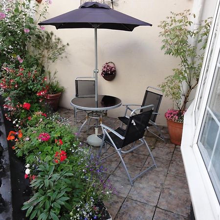 Edelweiss Guest House Douglas Dış mekan fotoğraf