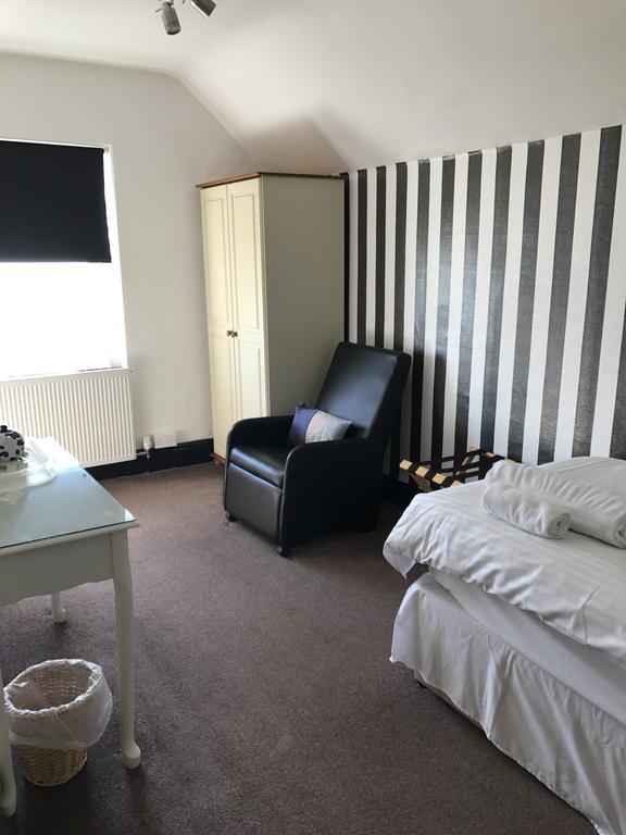 Edelweiss Guest House Douglas Dış mekan fotoğraf